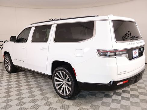 Used 2023 Jeep Grand Wagoneer L Series II AWD/4WD image 25