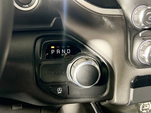 Used 2021 RAM 1500 Big Horn RWD image 25