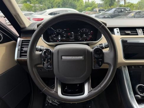 Used 2019 Land Rover Range Rover Sport HSE AWD/4WD image 16