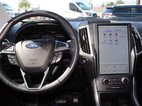 Certified 2022 Ford Edge SEL w/ Convenience Package image 17