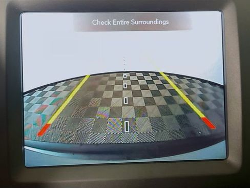 Used 2023 Jeep Cherokee Altitude Lux AWD/4WD image 15