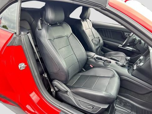 Used 2016 Ford Mustang GT Premium w/ Equipment Group 401A RWD image 35