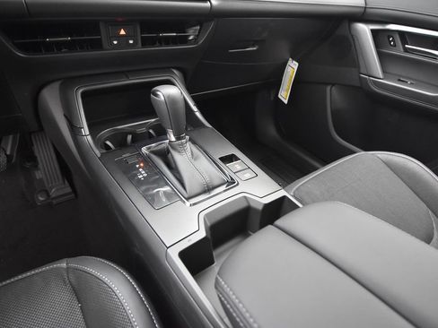 New 2026 MAZDA CX-5 Preferred AWD/4WD image 32