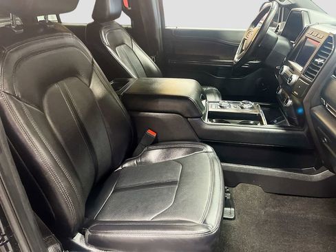 Used 2021 Ford Expedition Limited image 31