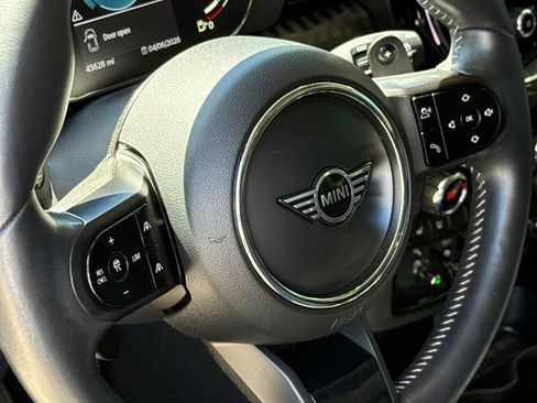 Used 2022 MINI Cooper Clubman S FWD image 29