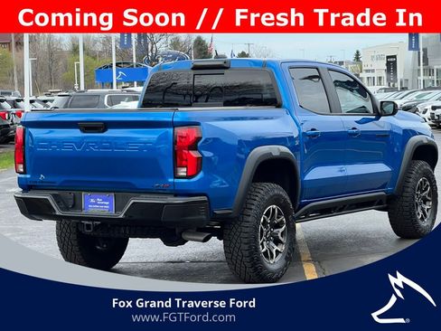 Used 2023 Chevrolet Colorado ZR2 AWD/4WD image 11