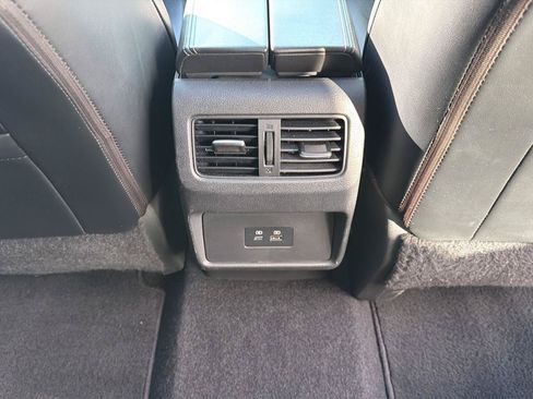 Used 2021 Nissan Rogue SV w/ Premium Package FWD image 44