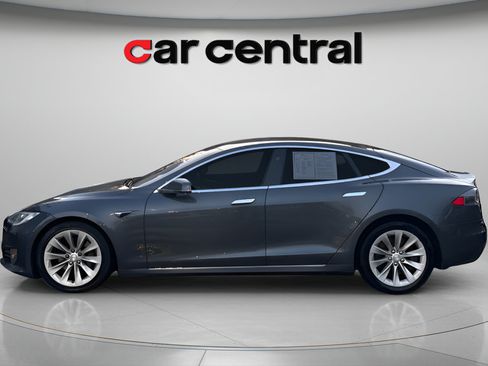 Used 2017 Tesla Model S 90D AWD/4WD image 2