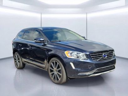 Used 2016 Volvo XC60 T5 Premier w/ Proximity Package