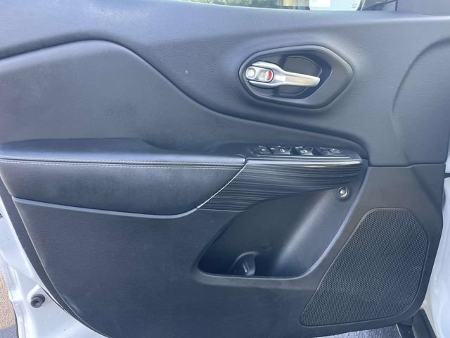 Used 2014 Jeep Cherokee Limited FWD image 14