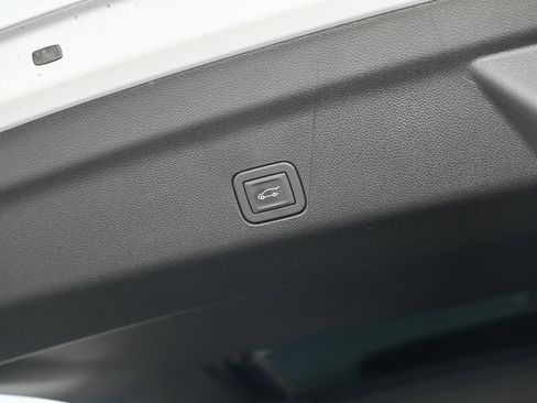 New 2026 GMC Yukon XL AT4 w/ Premium Trailering Package image 44