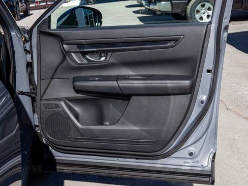 Used 2023 Honda CR-V LX image 13