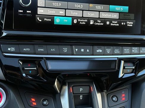 Used 2025 Honda Odyssey EX-L image 23