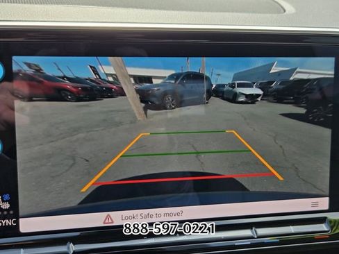 Certified 2026 Volkswagen Atlas SE image 23