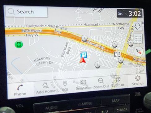 Used 2024 Nissan Titan PRO-4X w/ Off Road Protection Package image 18