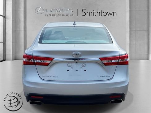 Used 2014 Toyota Avalon Limited image 6