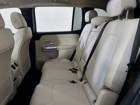 Certified 2023 Mercedes-Benz GLB 250 4MATIC image 9