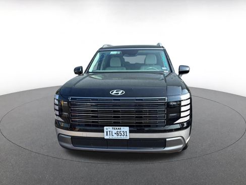Used 2026 Hyundai Palisade SEL FWD image 3