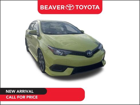 Used 2018 Toyota Corolla iM image 1