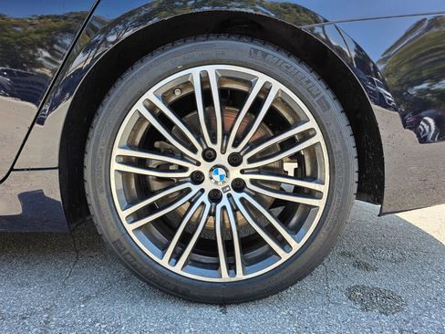 Used 2019 BMW 540i xDrive w/ M Sport Package image 15