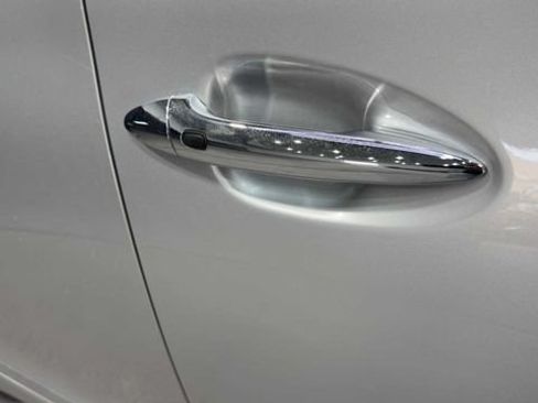 Used 2007 Lexus LS 460 RWD image 11