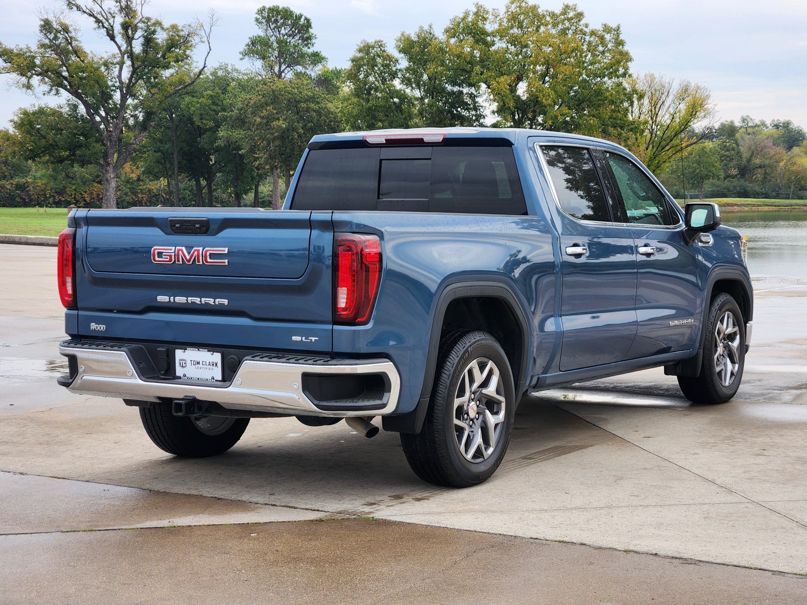 Used 2024 GMC Sierra 1500 SLT RWD image 5