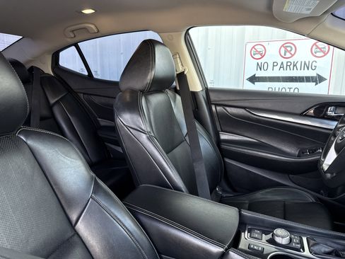 Used 2021 Nissan Maxima 3.5 SV w/ Floor Mat Group image 43