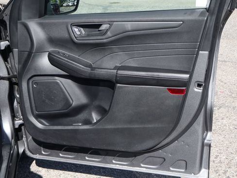 Used 2025 Ford Escape Active w/ Tech Pack #1 FWD image 40