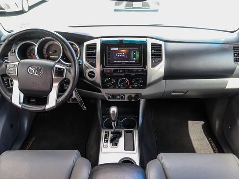 Used 2013 Toyota Tacoma 4x4 Double Cab w/ Limited Pkg image 15