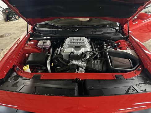 Used 2020 Dodge Challenger SRT Hellcat Redeye image 18