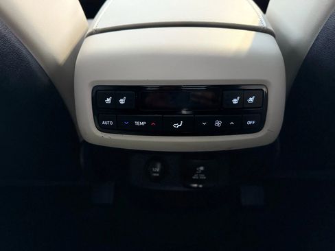 Used 2022 Hyundai Palisade Calligraphy w/ Cargo Package image 25