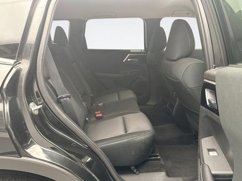 Used 2022 Mitsubishi Outlander ES AWD/4WD image 17