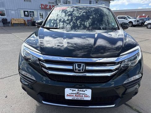 Used 2017 Honda Pilot Touring image 12