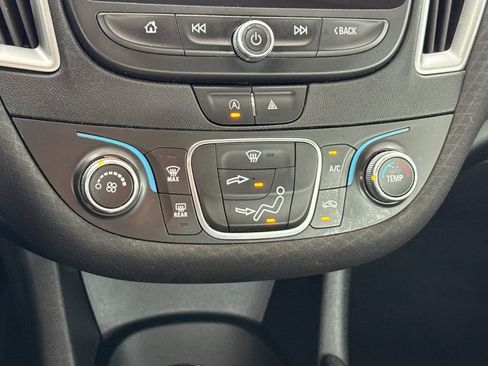 Used 2020 Chevrolet Malibu RS image 29