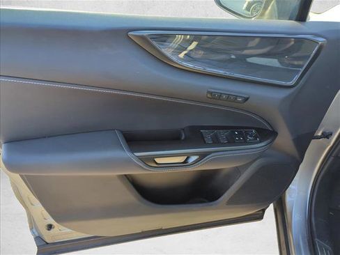 Used 2024 Lexus NX 250 FWD w/ Towing Package (2000 Lbs) image 7