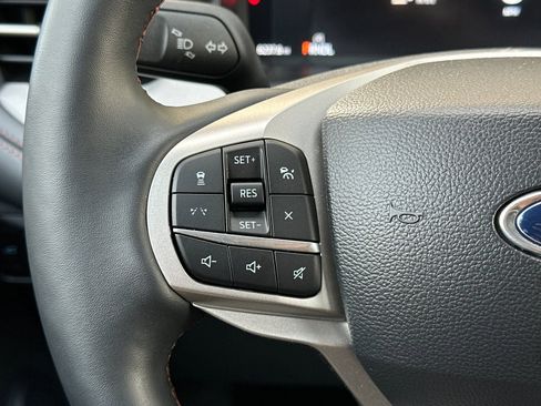 New 2025 Ford Explorer Active w/ Active Comfort Package RWD image 28