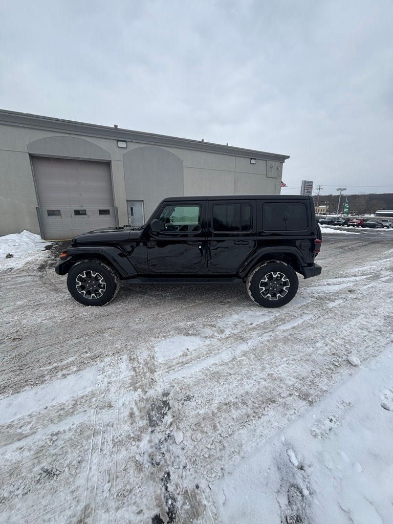 New 2026 Jeep Wrangler Unlimited Sahara AWD/4WD image 8