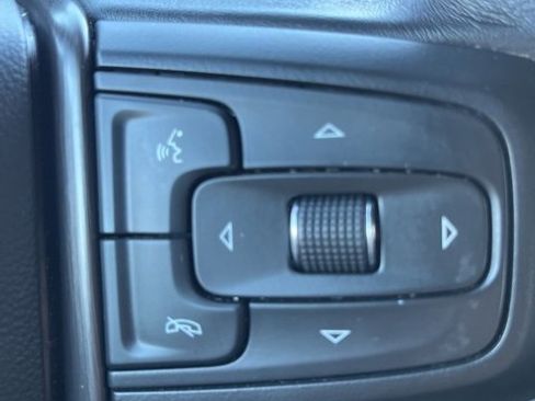 Used 2021 GMC Sierra 1500 AT4 image 17