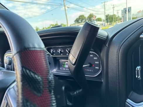 Used 2022 GMC Sierra 1500 SLT w/ SLT Premium Plus Package AWD/4WD image 14