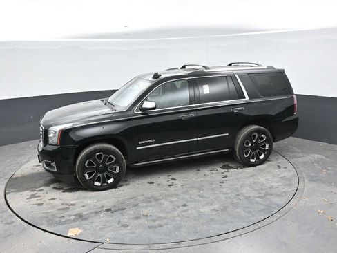 Used 2019 GMC Yukon Denali w/ Denali Ultimate Package AWD/4WD image 14