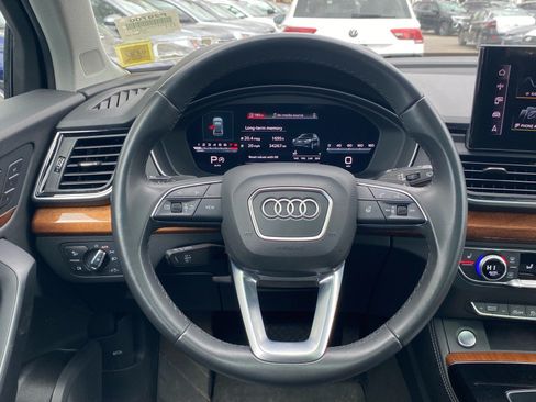 Used 2022 Audi Q5 2.0T Premium Plus w/ Premium Plus Package AWD/4WD image 6