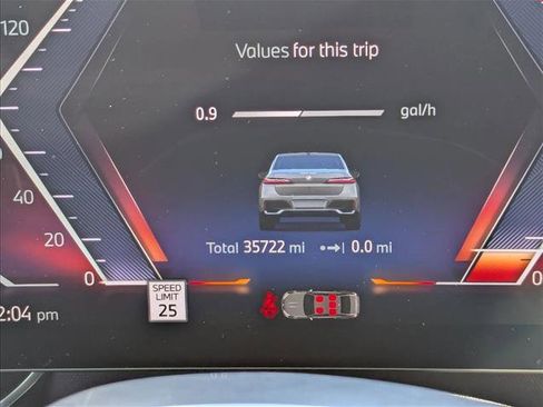 Certified 2024 BMW 760i xDrive w/ Premium Package 2 image 4