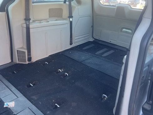 Used 2015 Dodge Grand Caravan American Value Package w/ UConnect Hands-Free Group image 8