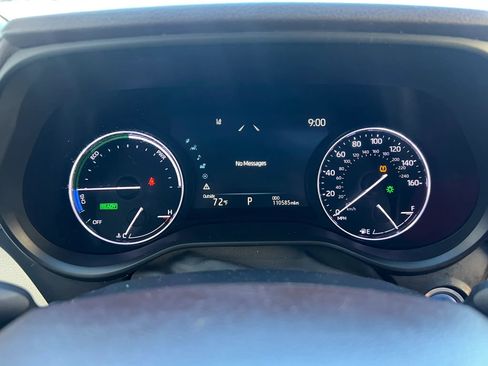 Used 2022 Toyota Sienna Platinum AWD/4WD image 21