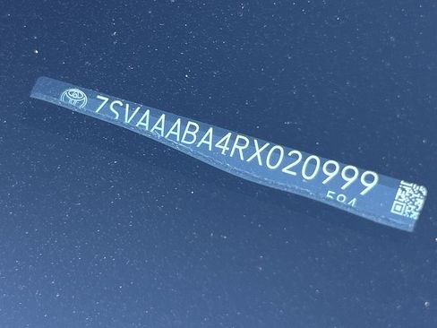 Used 2024 Toyota Sequoia Platinum image 35