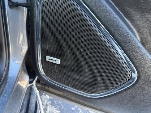 Used 2018 Chevrolet Suburban Premier image 59