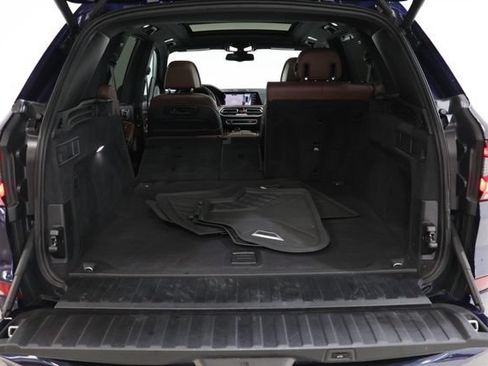 Used 2020 BMW X5 M50i w/ Executive Package AWD/4WD image 38
