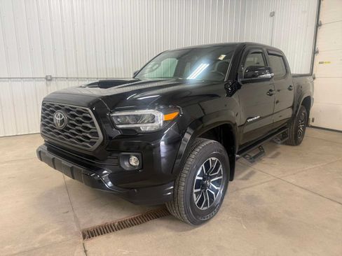 Used 2023 Toyota Tacoma TRD Sport AWD/4WD image 1