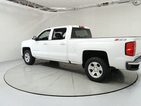 Used 2018 Chevrolet Silverado 1500 LT w/ All Star Edition AWD/4WD image 3