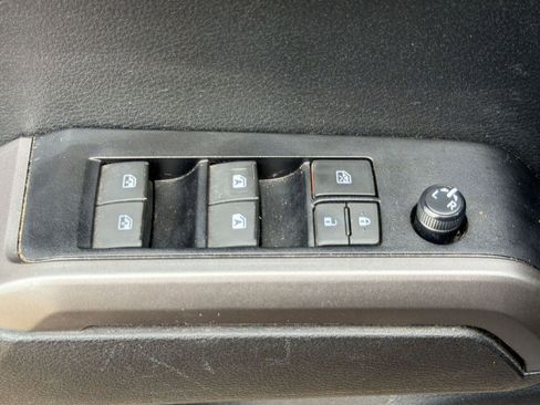 Used 2023 Toyota Tacoma SR5 w/ Technology Package AWD/4WD image 12
